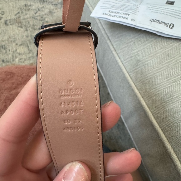 Women’s Gucci Belt Size 80-32 (refer to picture)